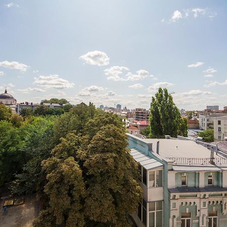 Dayflat Apartments Khreschatyk Kyiv Exterior photo