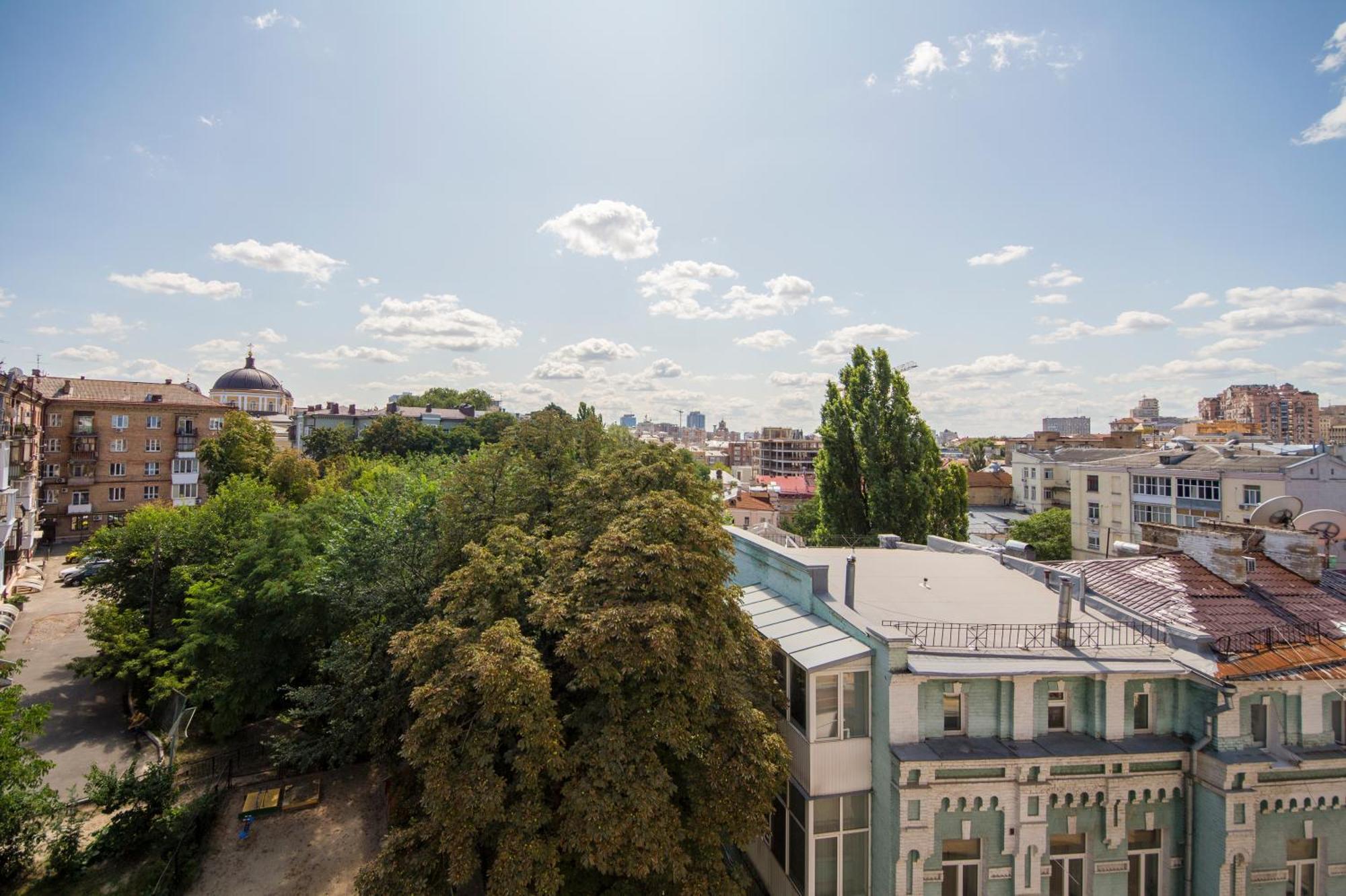 Dayflat Apartments Khreschatyk Kyiv Exterior photo